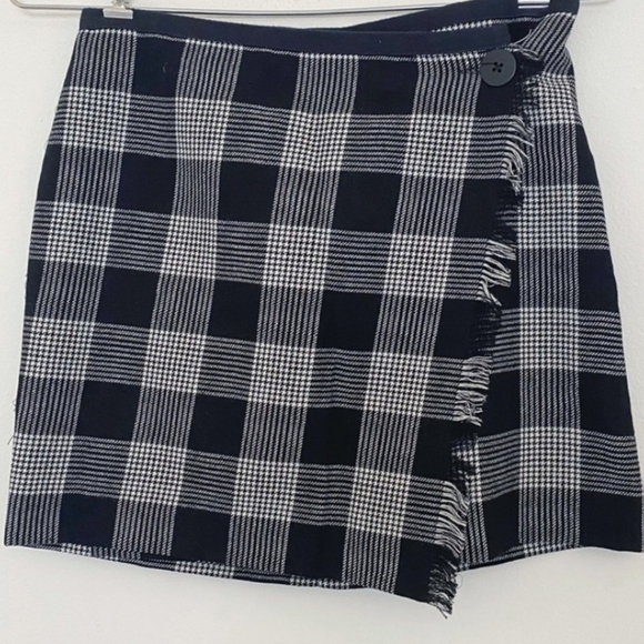 Madewell Plaid Button Academy Wrap Wool Blend Fringe Mini Skirt 2 - Picture 3 of 6
